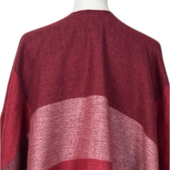 Woolrich Cozy Blanket Scarf Wrap Open Front Fringe Burgundy Pink Women One Size - Picture 10 of 12